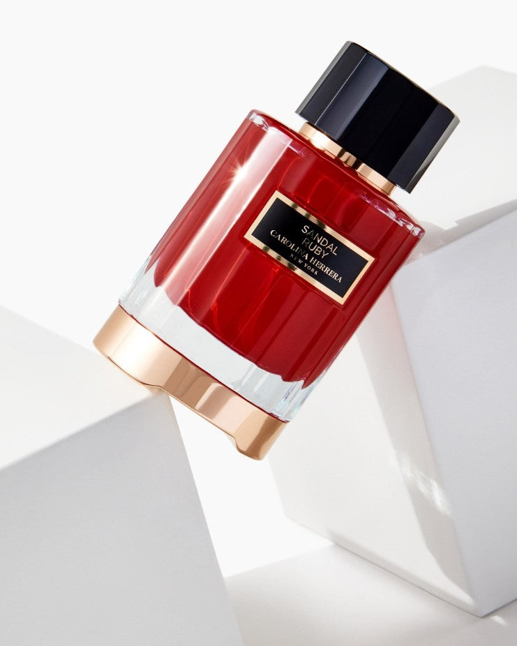 Carolina Herrera Eau De Parfum Spray (Unisex) 3.4 oz