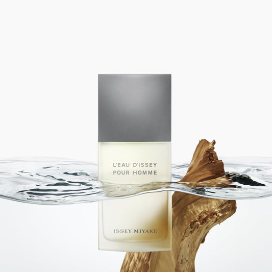 L'eau D'issey (issey Miyake) by Issey Miyake Eau De Toilette Spray 6.7 fl.oz.